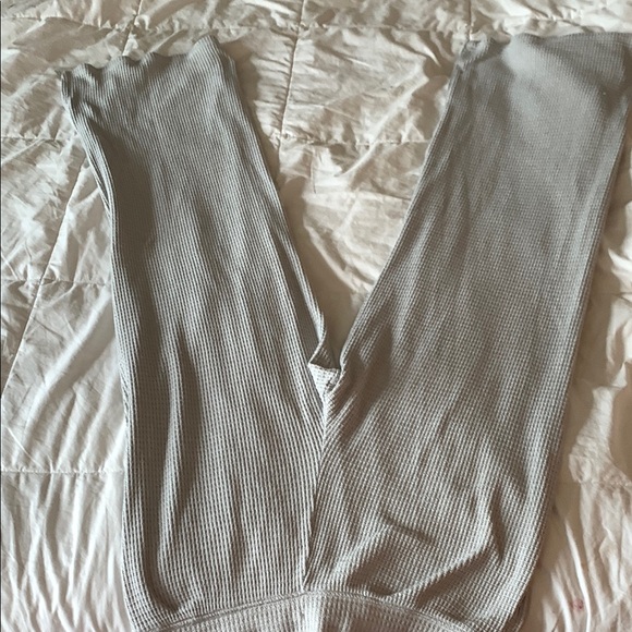 Cozy Ribbed Lounge Set in Gray - Picture 9 of 10